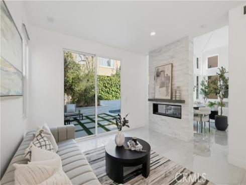 18  Lessay  , Newport Coast, CA