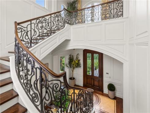 7  Shoreview  , Newport Coast, CA