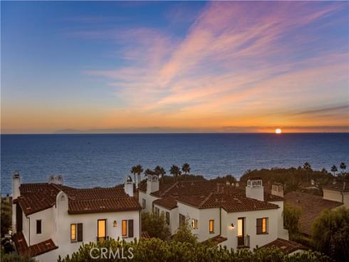 28  Surfspray Bluff  , Newport Coast, CA