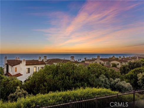 28  Surfspray Bluff  , Newport Coast, CA