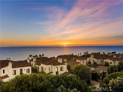 28  Surfspray Bluff  , Newport Coast, CA