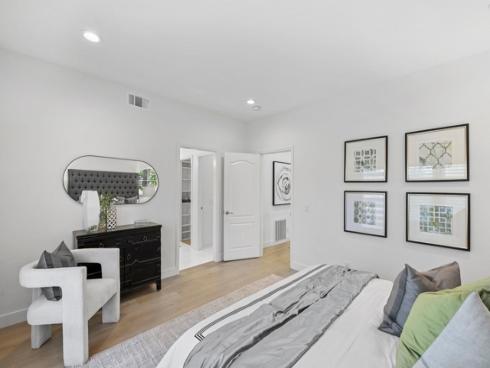 24  Dauphine  , Newport Coast, CA