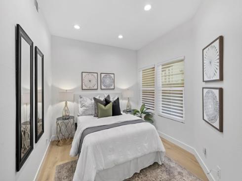 24  Dauphine  , Newport Coast, CA