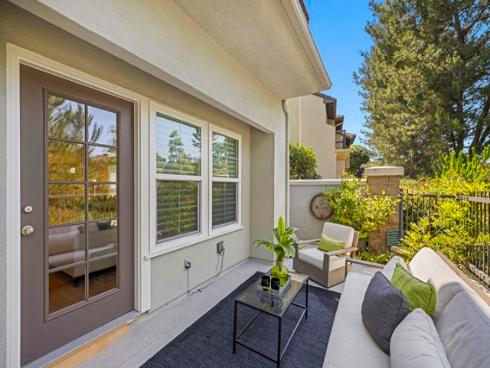 24  Dauphine  , Newport Coast, CA