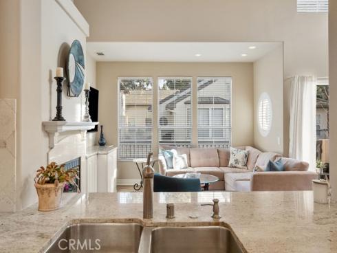 17 Auvergne , Newport Coast, CA