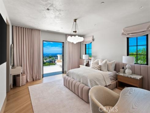 7  Sailview  , Newport Coast, CA