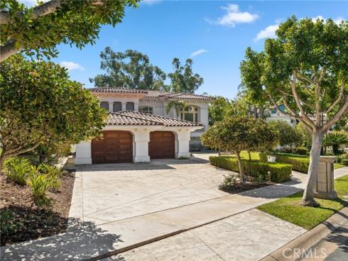 20 Pelican Point , Newport Coast, CA