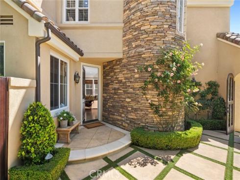 25  Lyon  , Newport Coast, CA