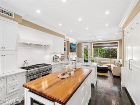 25  Lyon  , Newport Coast, CA