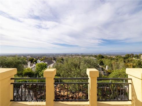 1  Harcourt  , Newport Coast, CA