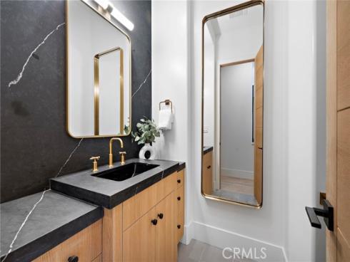 28  Surfspray Bluff  , Newport Coast, CA