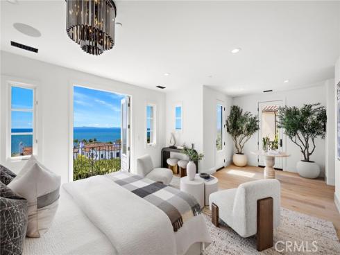 28  Surfspray Bluff  , Newport Coast, CA