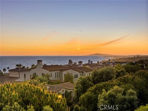 28  Surfspray Bluff  , Newport Coast, CA