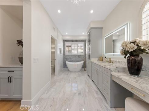 8 Rivage , Newport Coast, CA