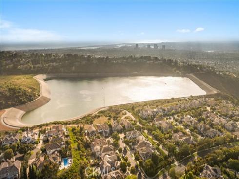 8 Rivage , Newport Coast, CA