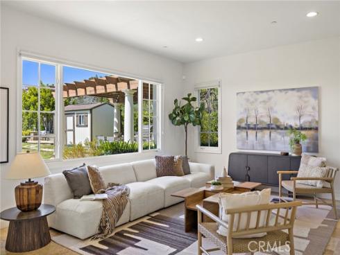 28 Sandy Cv , Newport Coast, CA