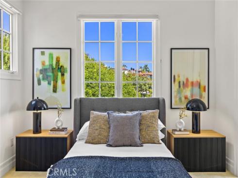 28 Sandy Cv , Newport Coast, CA