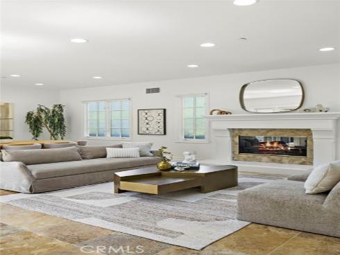 28 Sandy Cv , Newport Coast, CA