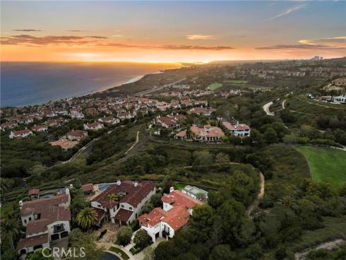 1 Ocean Bluff , Newport Coast, CA