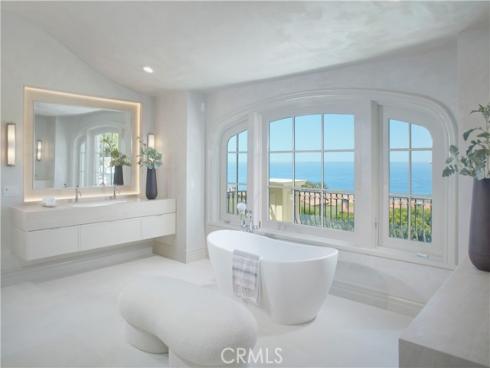 3 Island Vista , Newport Coast, CA