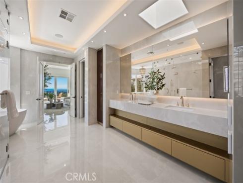 5 Sailview , Newport Coast, CA