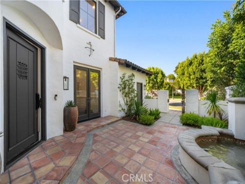 24 Venezia , Newport Coast, CA