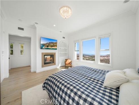 24 Venezia , Newport Coast, CA