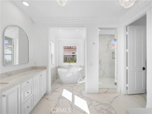 24 Venezia , Newport Coast, CA
