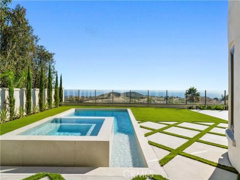 24 Venezia , Newport Coast, CA