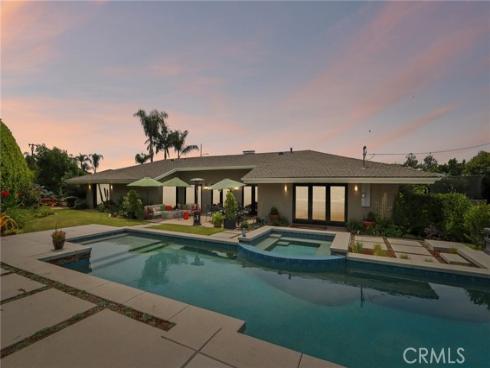 18951  Green Willow   Court, North Tustin, CA