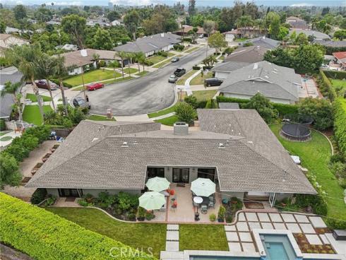 18951  Green Willow   Court, North Tustin, CA