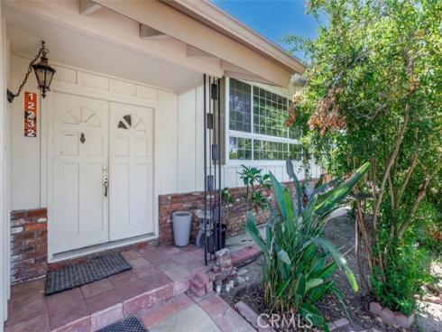 12232  Woodlawn   Avenue, North Tustin, CA