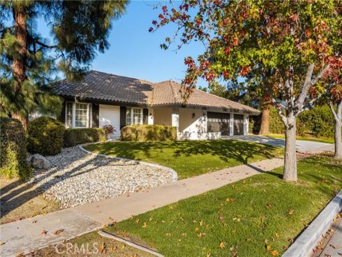 19001  Castlegate   Lane, North Tustin, CA