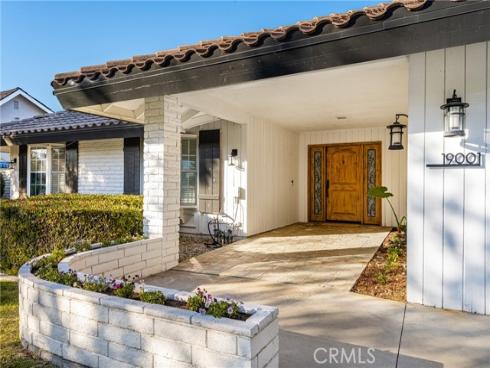 19001  Castlegate   Lane, North Tustin, CA