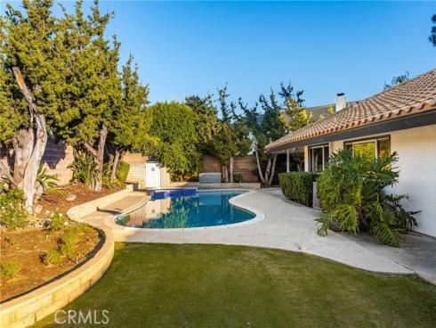 19001  Castlegate   Lane, North Tustin, CA