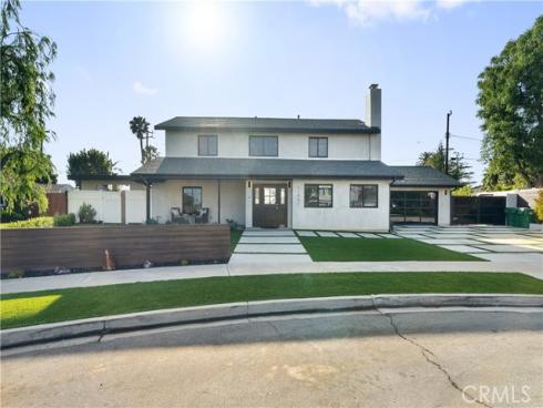 11951  Gladstone   Drive, North Tustin, CA