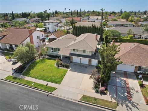 13101  Laurinda   Way, North Tustin, CA