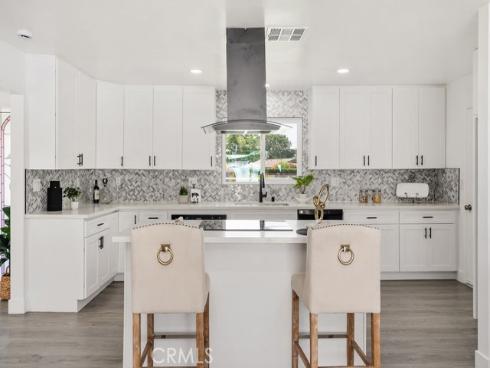 18211 Fairhaven Avenue, North Tustin, CA