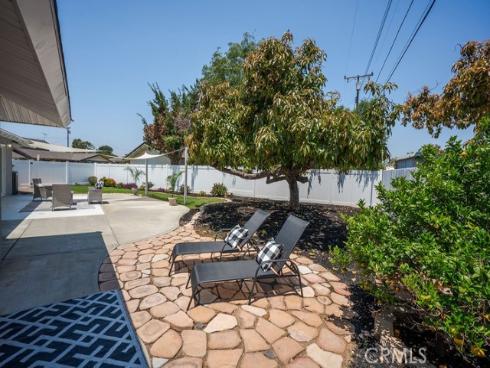 18211 Fairhaven Avenue, North Tustin, CA