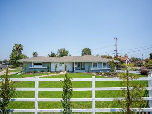 18211 Fairhaven Avenue, North Tustin, CA