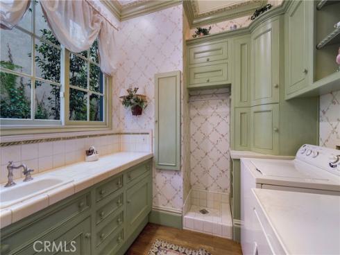 10821  Bronco   Circle, North Tustin, CA