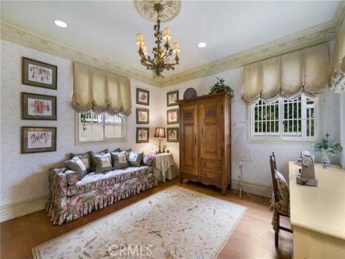 10821  Bronco   Circle, North Tustin, CA