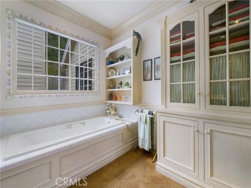 10821  Bronco   Circle, North Tustin, CA