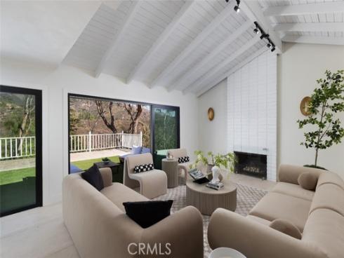 10141 Overhill Drive, North Tustin, CA