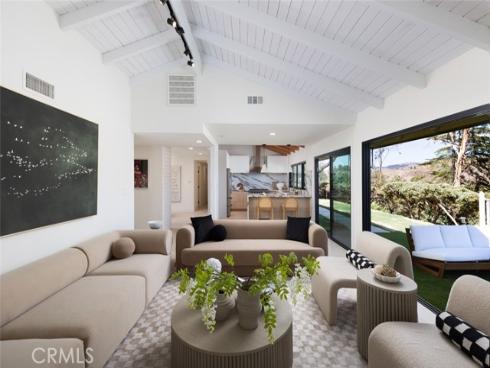 10141 Overhill Drive, North Tustin, CA