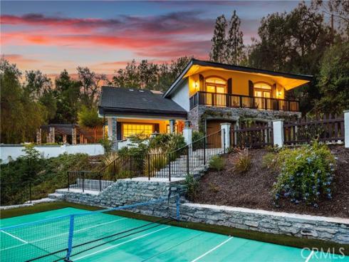 1761  Lemon Ter  , North Tustin, CA