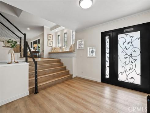 19201  Barrett   Lane, North Tustin, CA