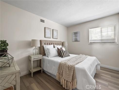 19201  Barrett   Lane, North Tustin, CA