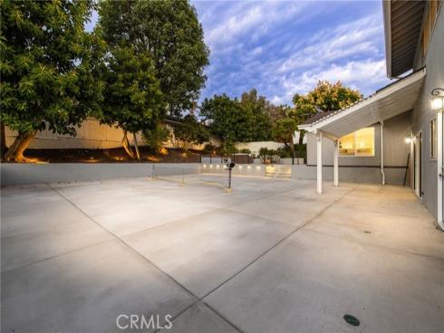 19201  Barrett   Lane, North Tustin, CA