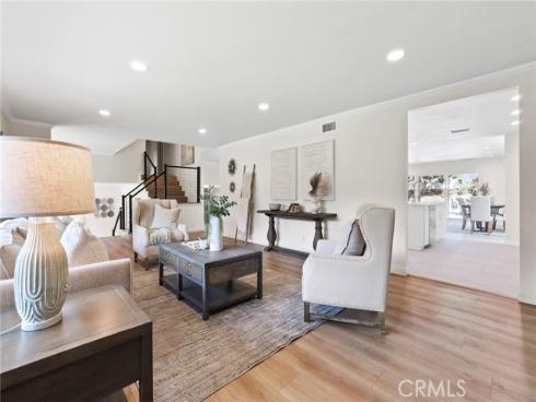 19201  Barrett   Lane, North Tustin, CA